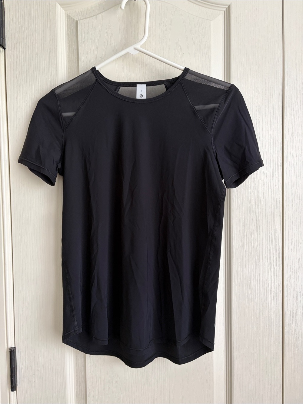 Lululemon Black Women's Short Sleeve Performance Tee
